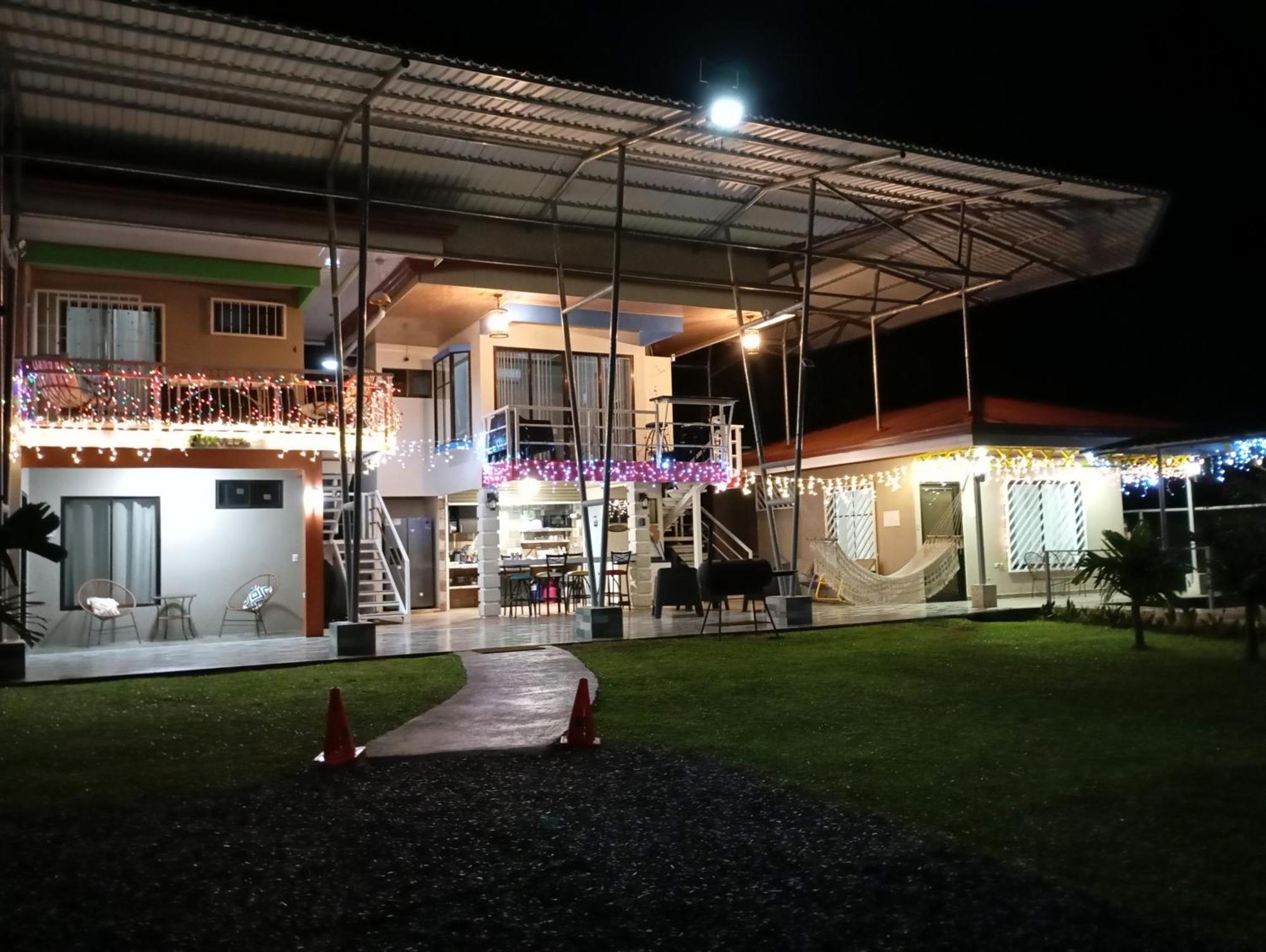 Villas Lux Arenal La Fortuna Luaran gambar